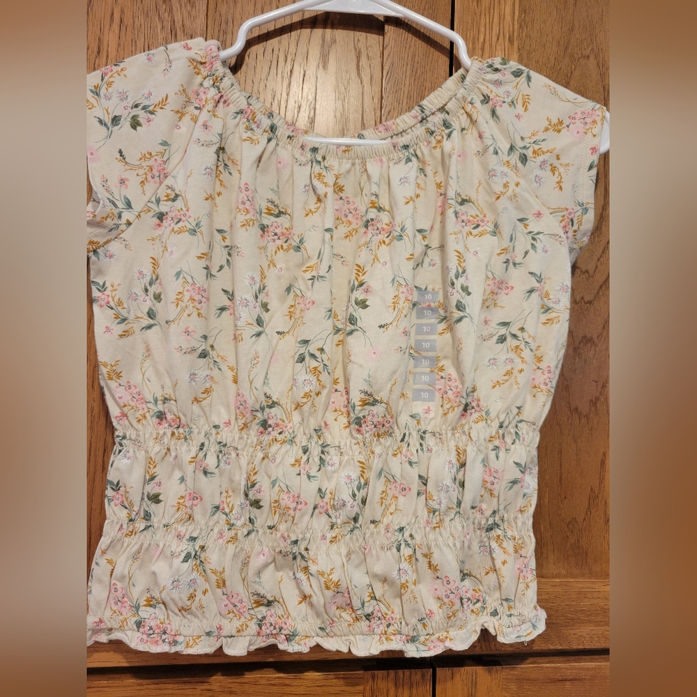 NWT OshKosh Girls Floral Top. Size 10